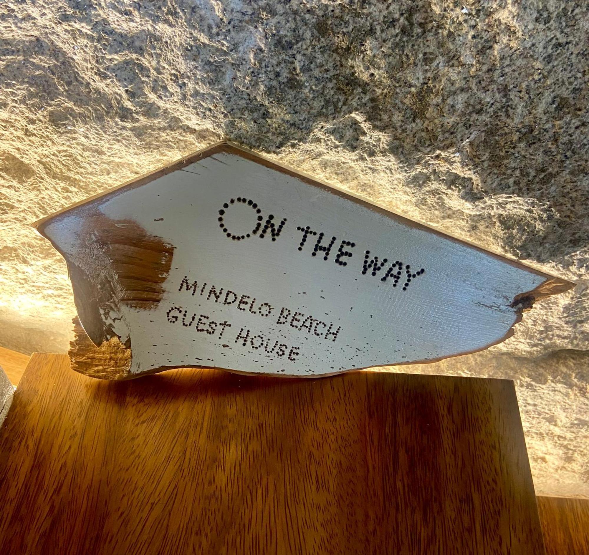 On The Way - Mindelo Beach/Guest House المظهر الخارجي الصورة
